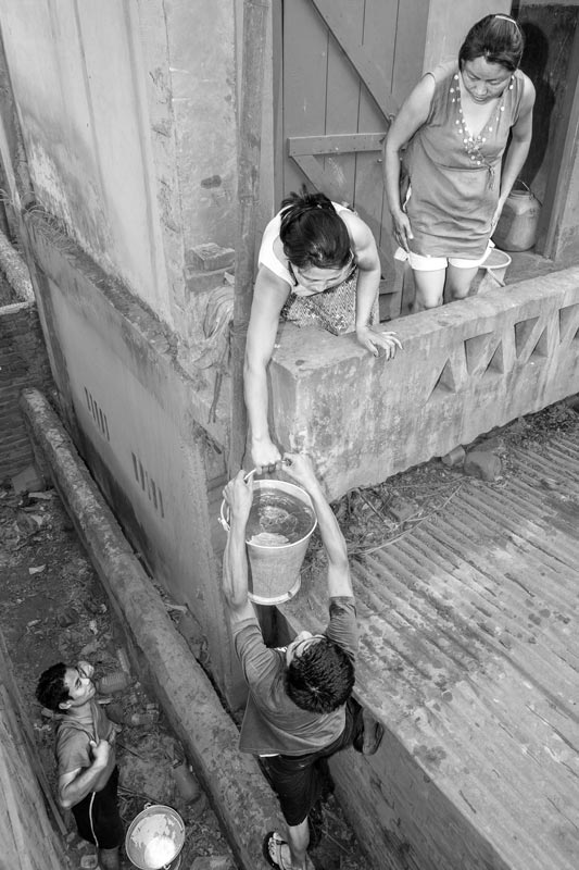 Human Right to Water in Nagaland - Seeking help from a neighbor for water access in Dimapur city